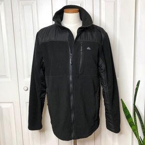 Snozu black fleece jacket, zippered pockets